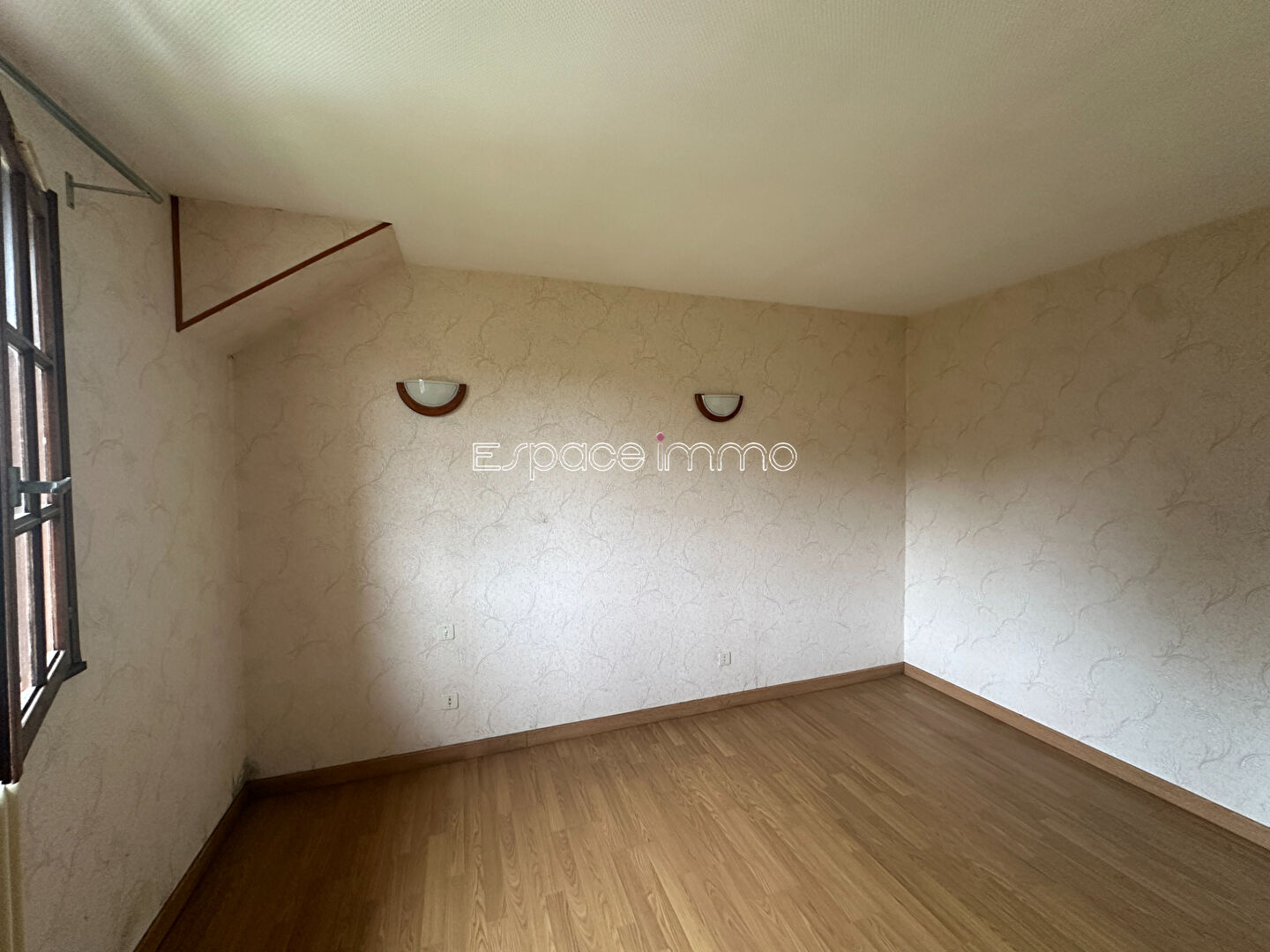 Photo Maison individuelle de plain pied sur sous sol complet - 89m² - 1000m² de terrain - TOTES centre image 5/6