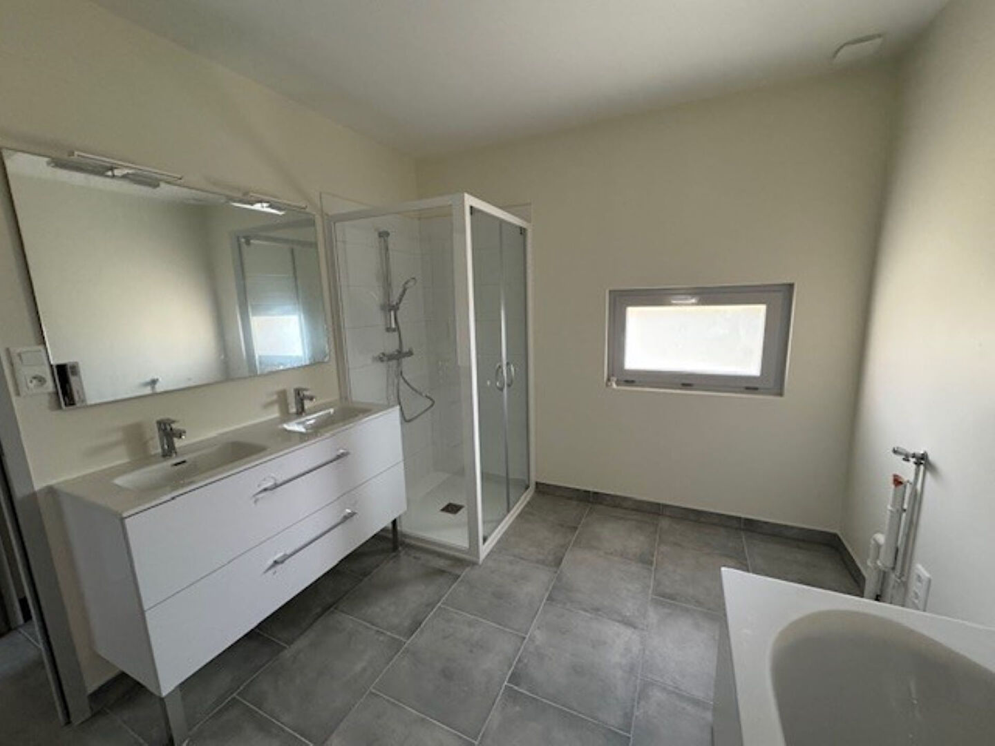 Photo MAISON MESNIERES EN BRAY image 3/4