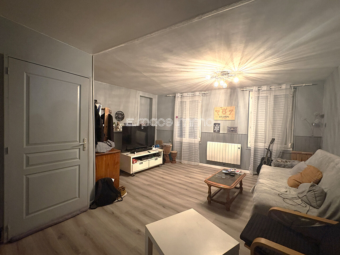 Immeuble de rapport - Hyper centre de Malaunay - Appartement et local commercial