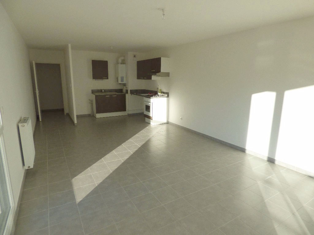 Photo Appartement Notre Dame De Bondeville 3 pièce(s) 70,89 m2 image 2/6