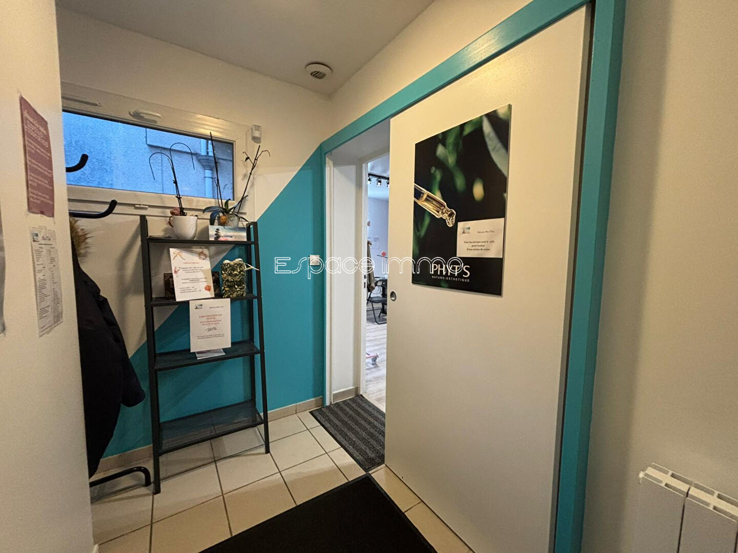 BUREAUX - CENTRE VILLE DE CLERES - 41.20 m²