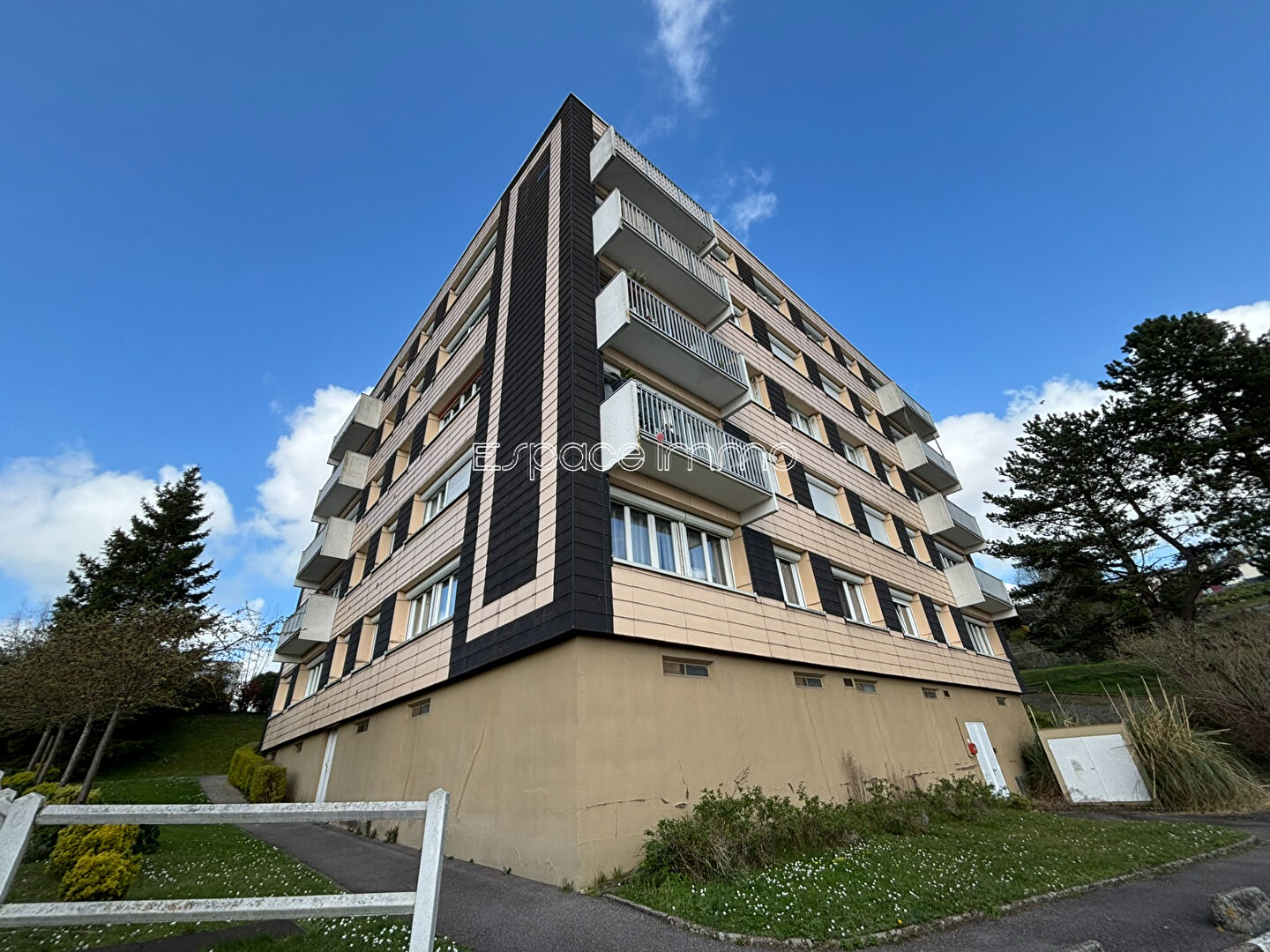 Agence immobilière de ESPACE IMMO MONTVILLE