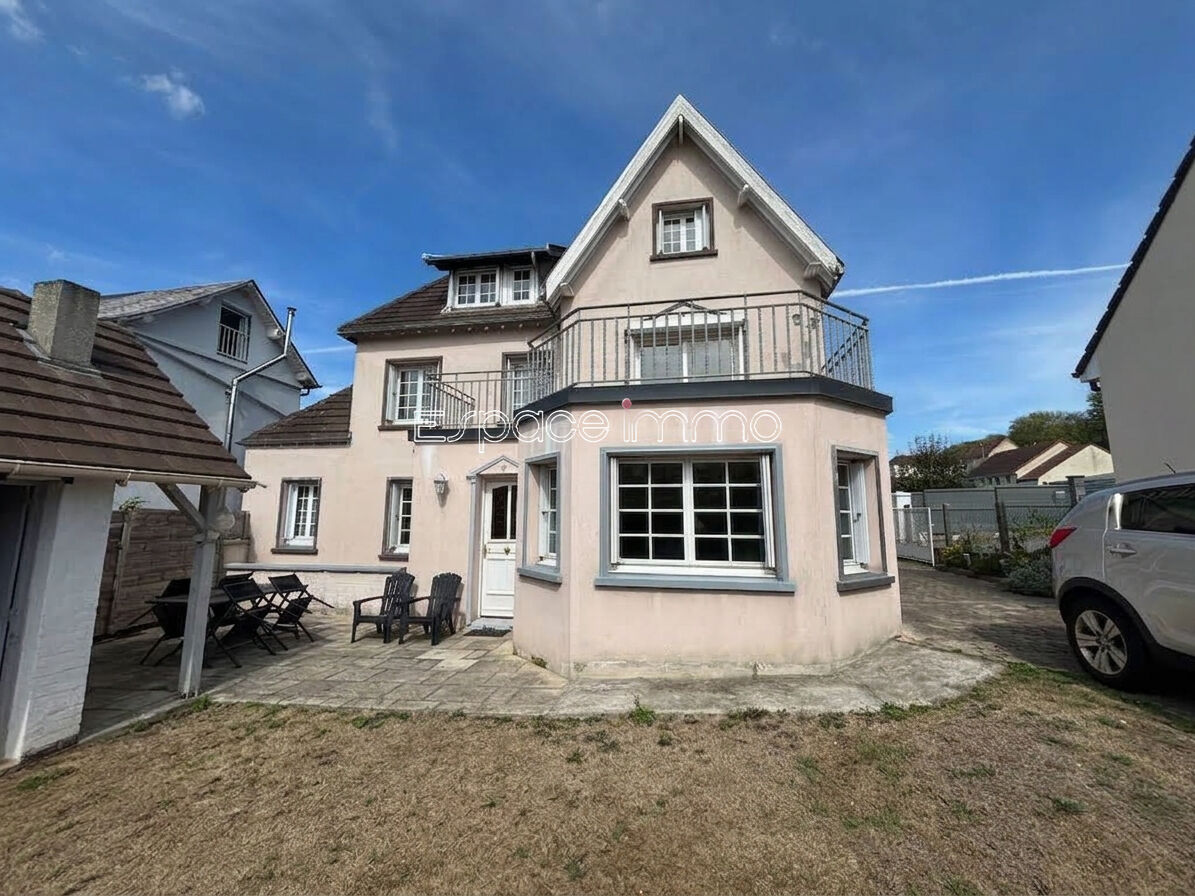 Maison individuelle - 126m² - 4 chambres - Sous sol et Garage - MONTVILLE