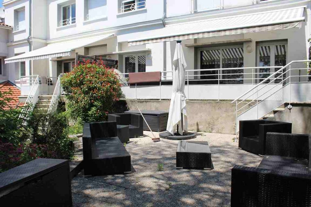 Appartement T5 ST PRIEST EN JAREZ