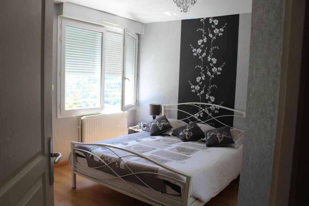 Photo Appartement T5 ST PRIEST EN JAREZ image 6/6