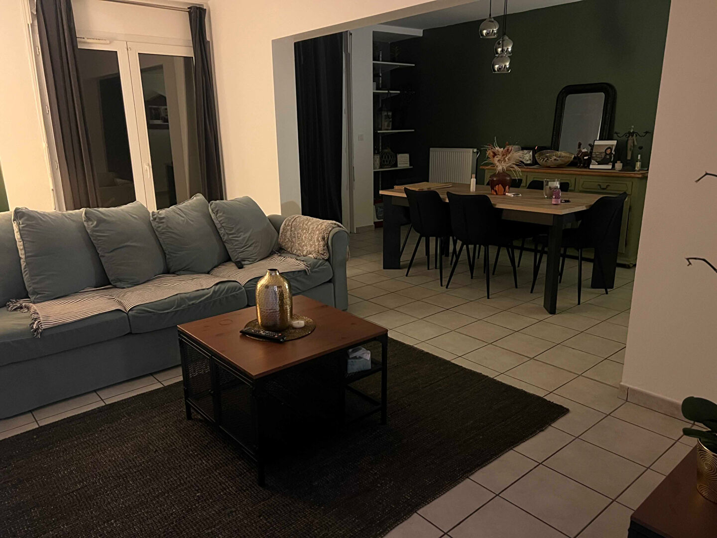 A louer Appartement  en duplex avec extérieur