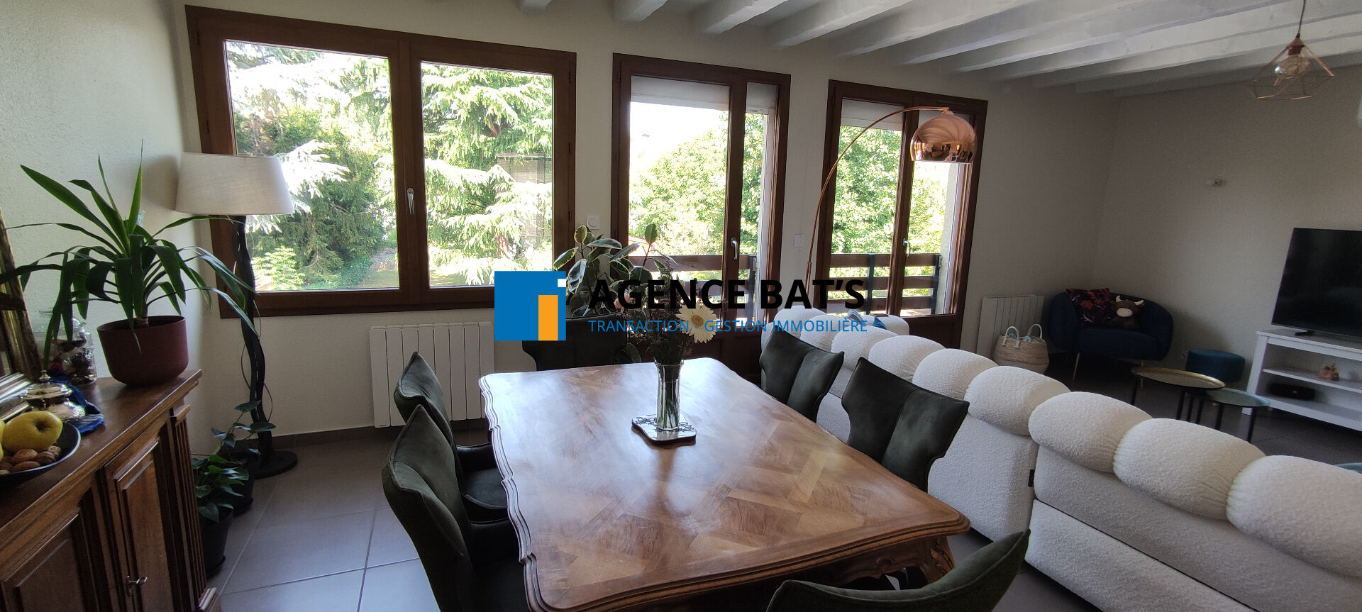 Maison individuelle avec piscine