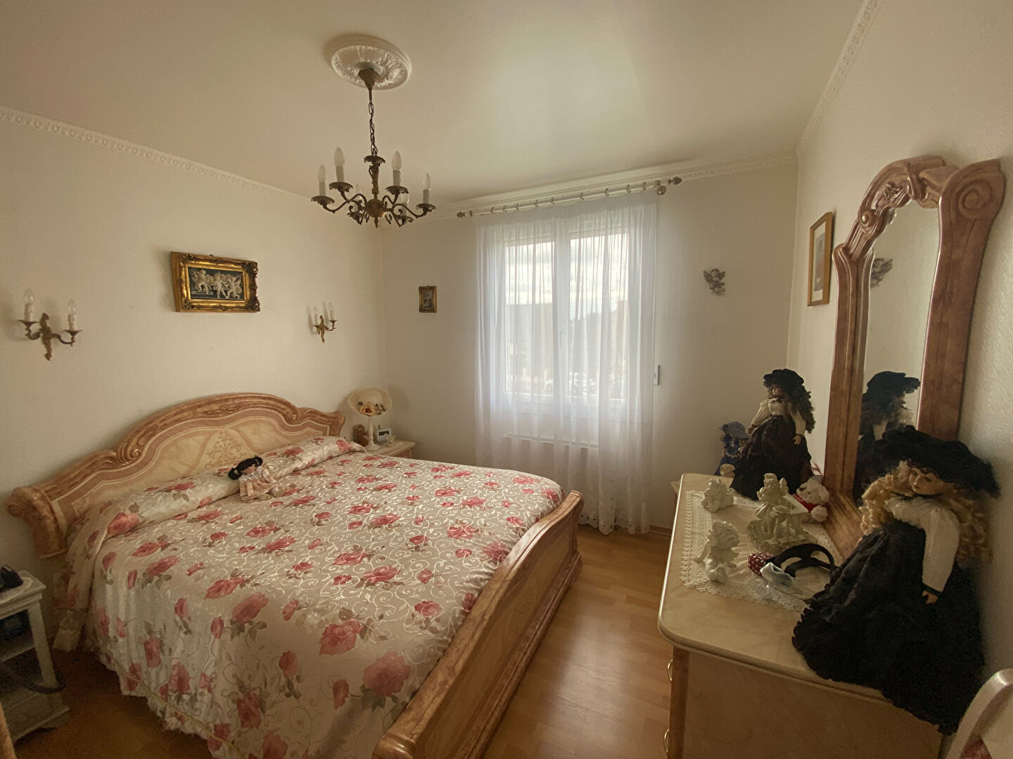 Photo 10 km LA FERTE-BERNARD, village avec commerces et école image 6/6