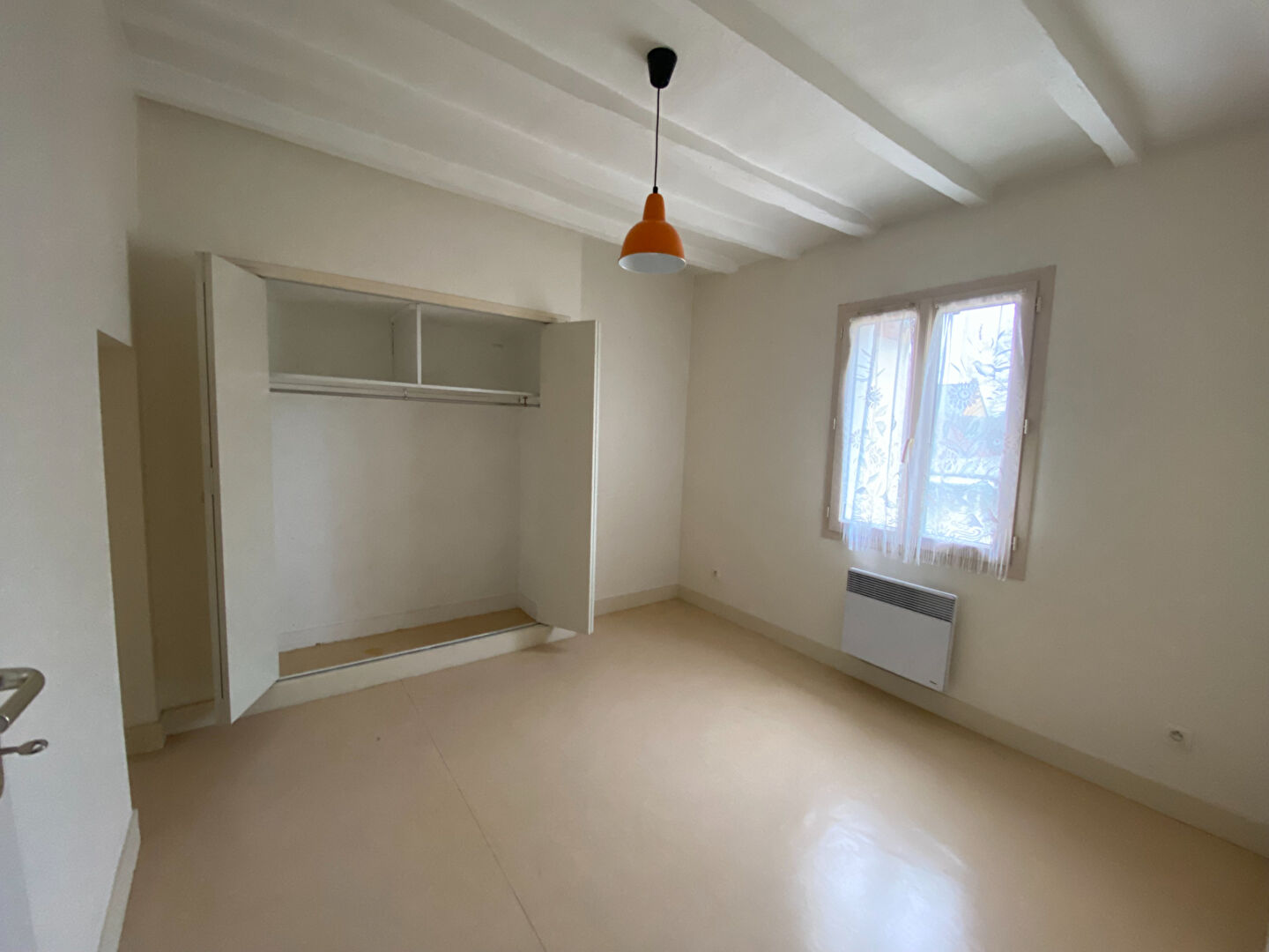 Photo Appartement La Ferté-Bernard, deux chambres image 4/5