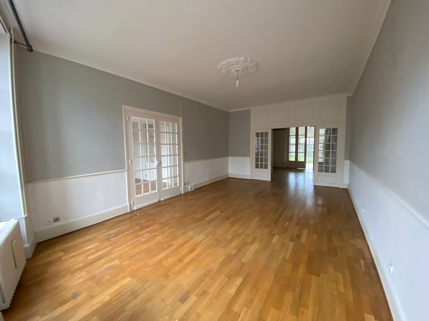 Photo LA FERTE BERNARD, maison bourgeoise 6 chambres image 2/6