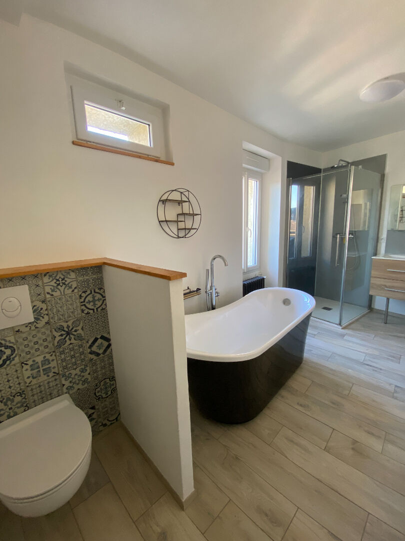 Photo 10 Km LA FERTE BERNARD, maison trois chambres image 6/6