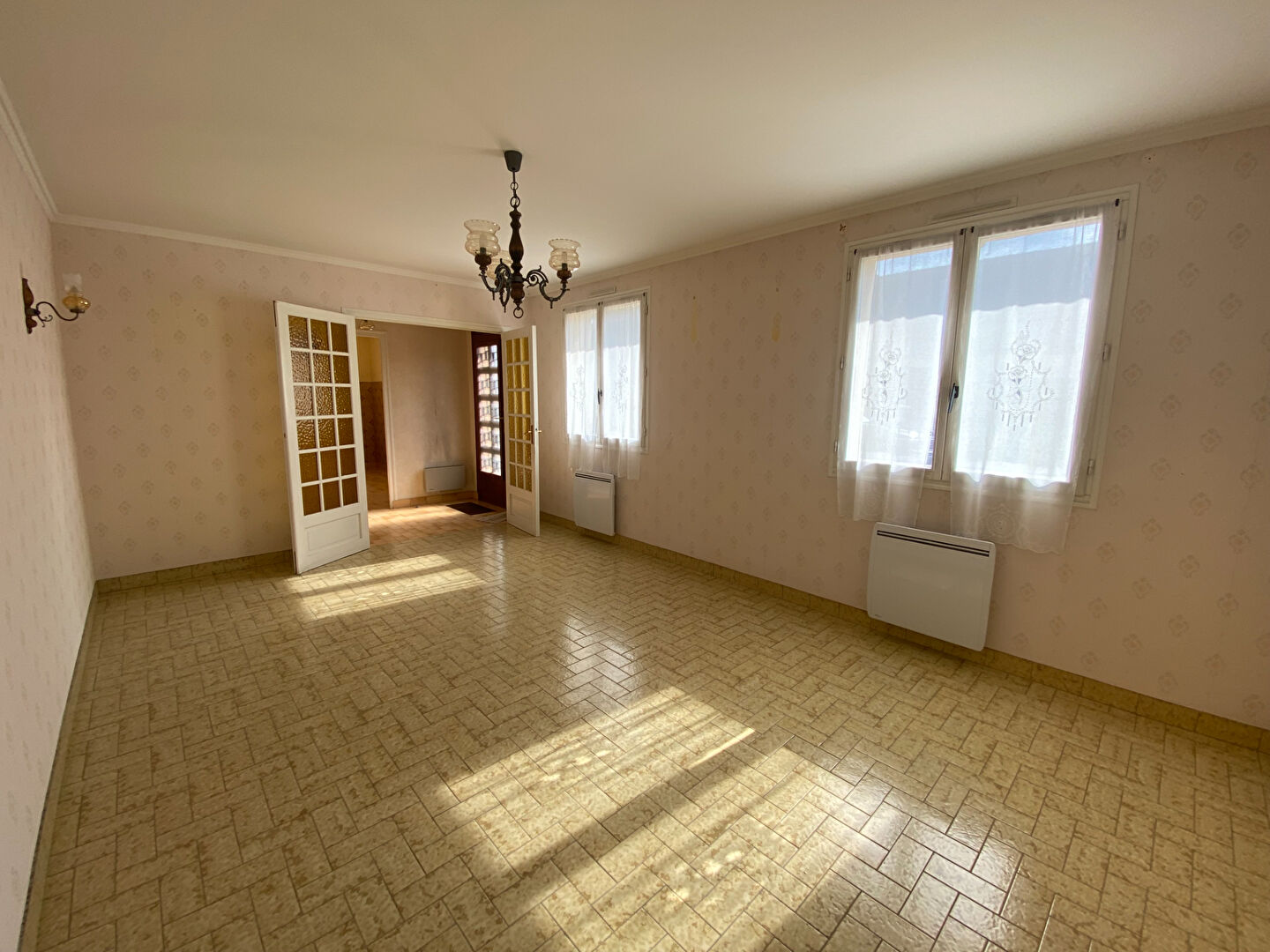 Photo LA FERTE-BERNARD, Pavillon 3 chambres dont 2 de plain-pied - Terrain clos de 492 m² image 2/6