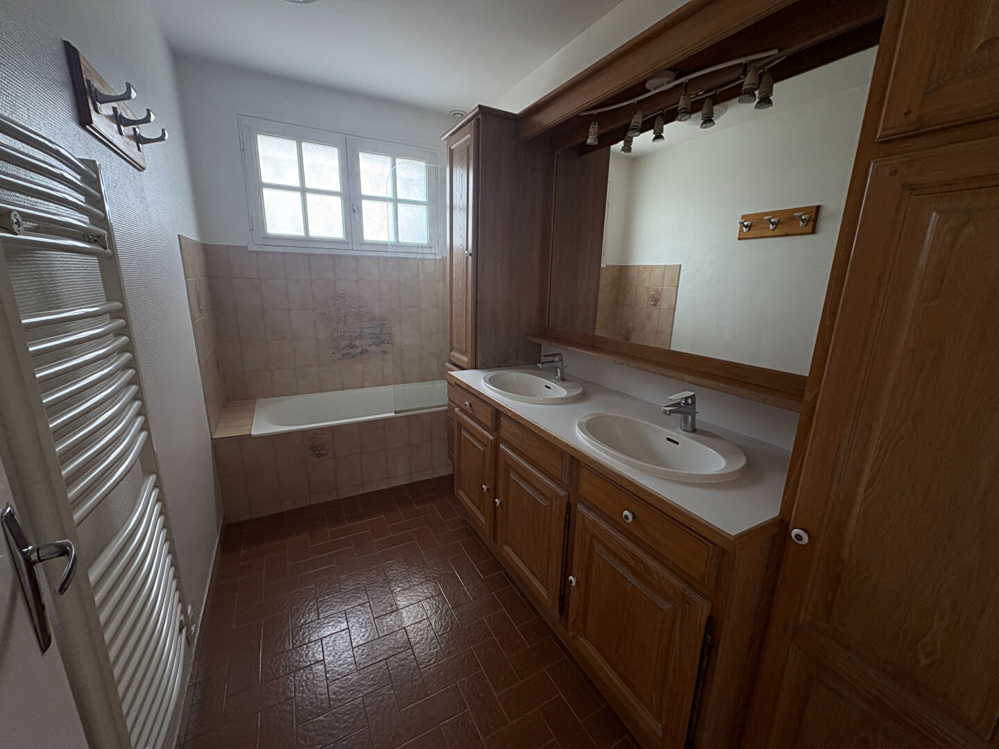 Photo La Ferté Bernard  Pavillon 3 chambres 90m² image 4/6