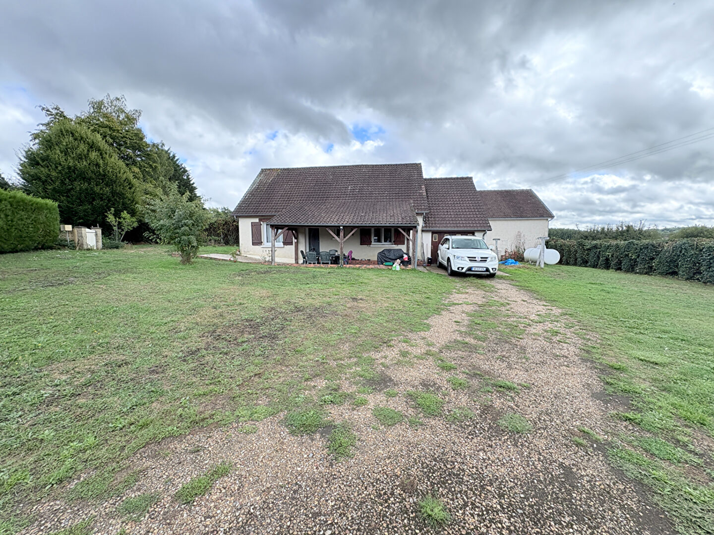 5 KMS LA FERTE Pavillon 4 chambres 91m²