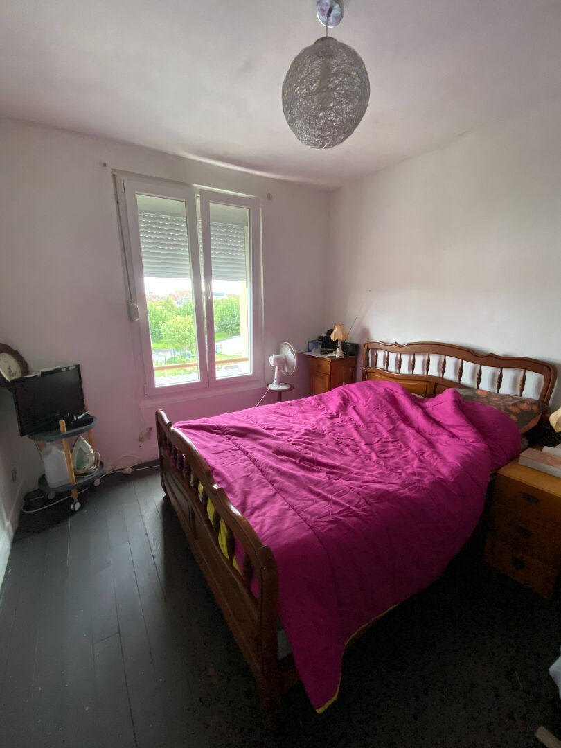 Photo 10 km LA FERTE BERNARD, pavillon 4 chambres image 6/6