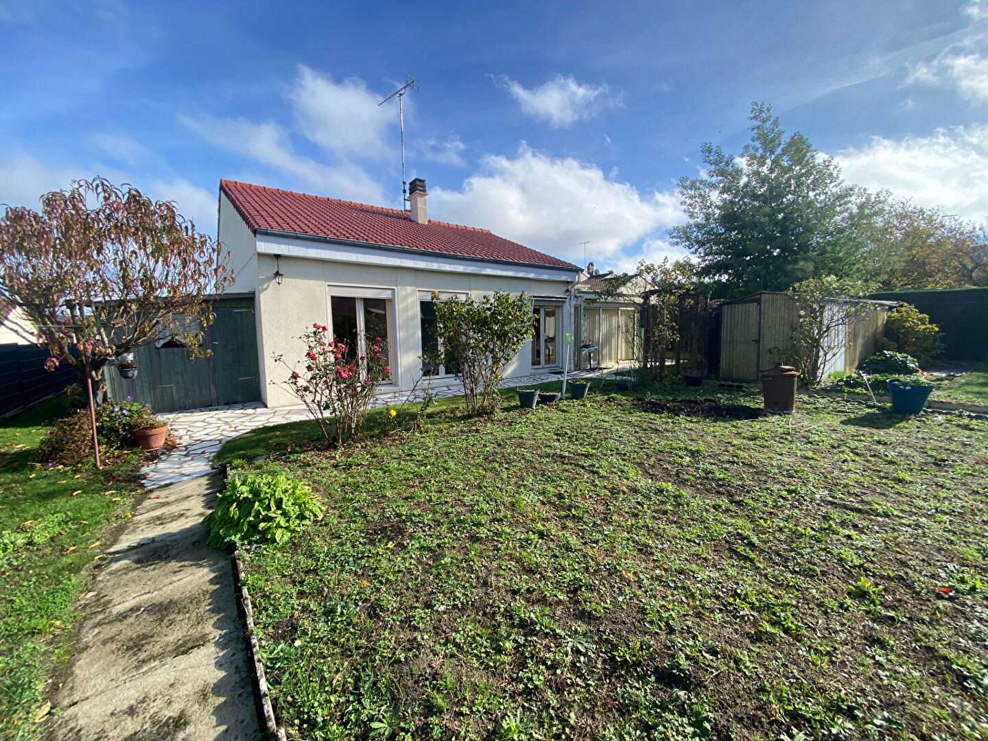 LA FERTE-BERNARD, pavillon 3 chambres