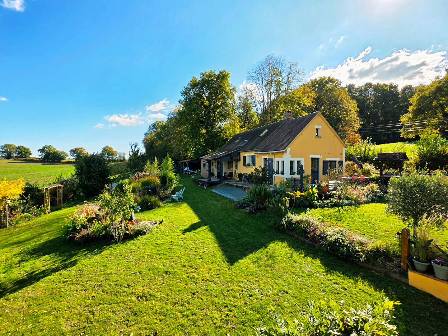 Photo VAL AU PERCHE Maison 117m² 3 chambres image 1/6