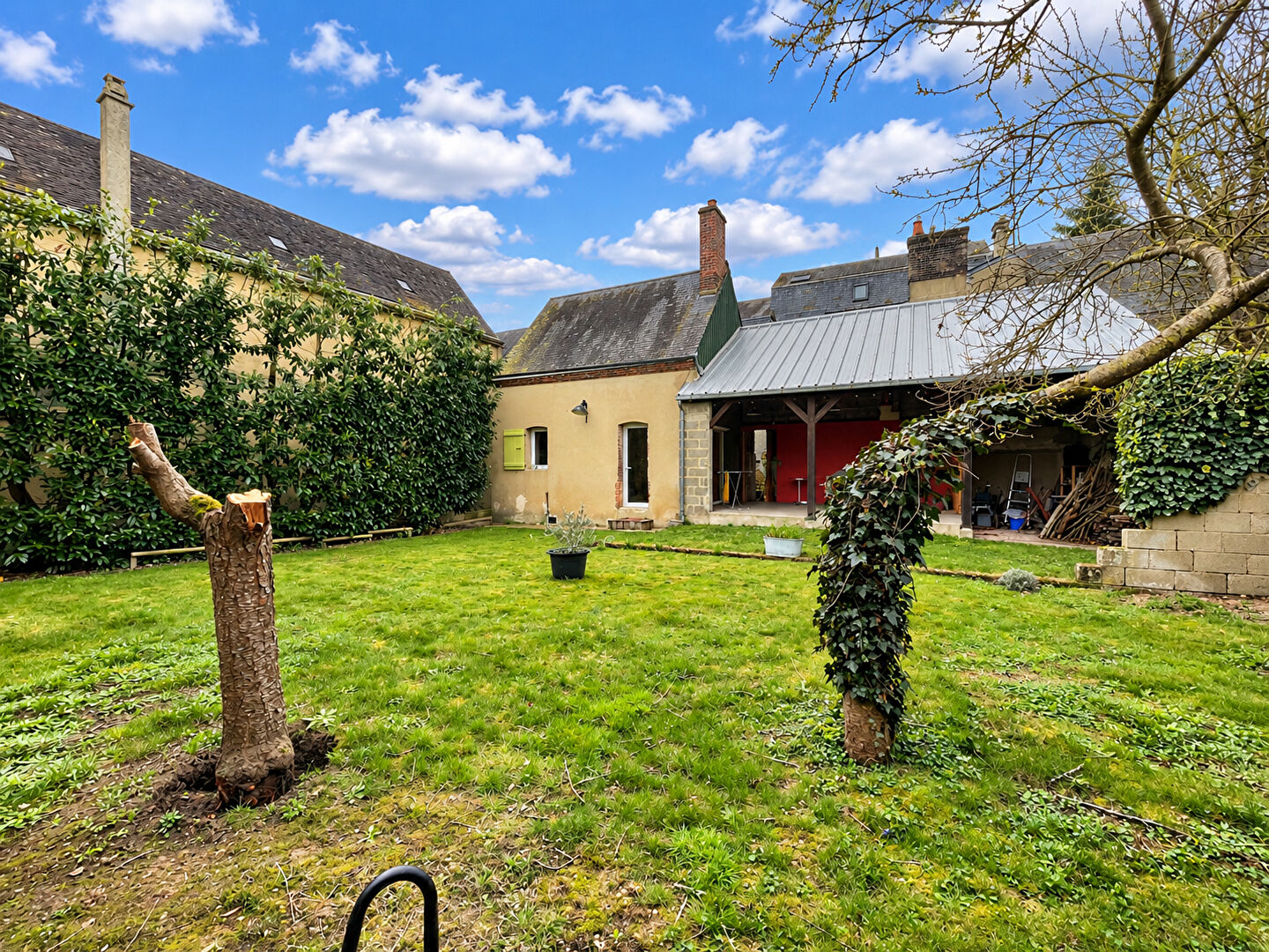 Maison 199m² — Vibraye