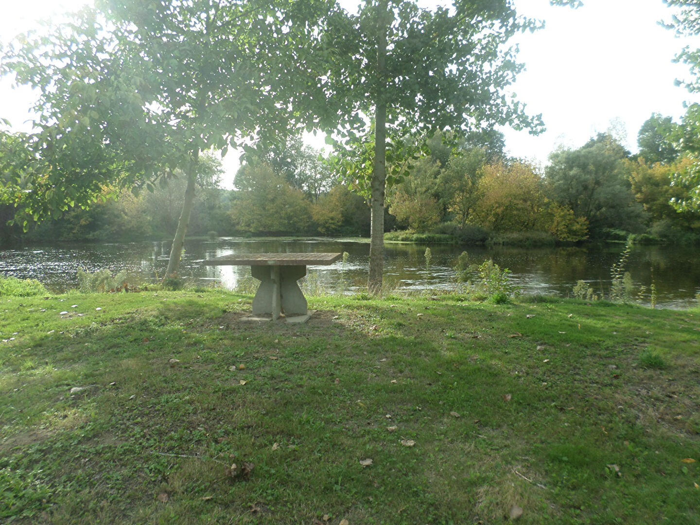 Photo Civaux !!  en bord de vienne !! image 2/5