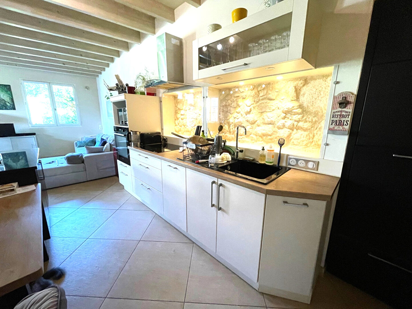 Photo Valdivienne, Maison de Village Rénovée de 144m² habitable image 5/6