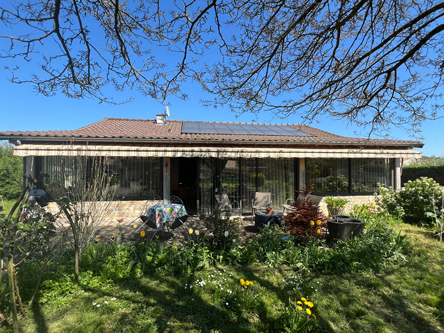 LA BUCOLIQUE, CIVAUX CENTRE