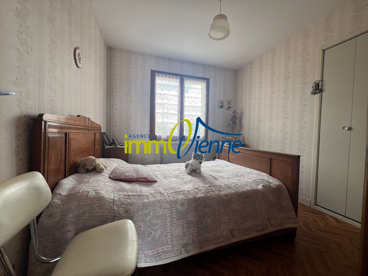 Photo LUSSAC LES CHATEAUX PLAIN PIED image 3/6