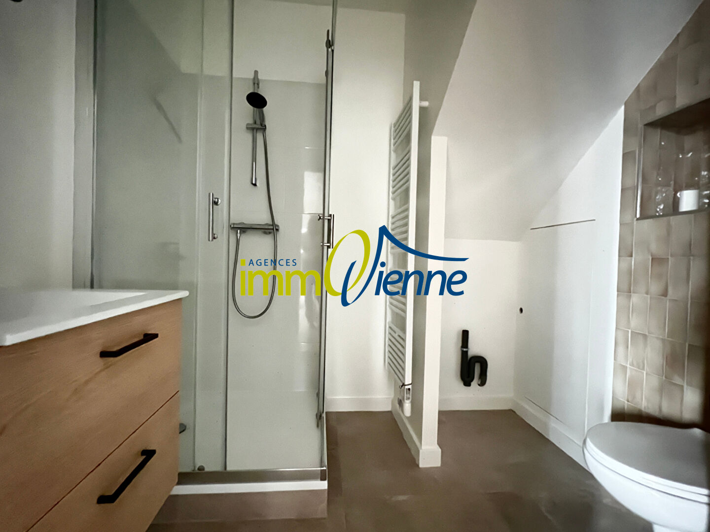 Photo Appartement Lussac Les Chateaux 3 pièce(s) 61.40 m2 image 5/5