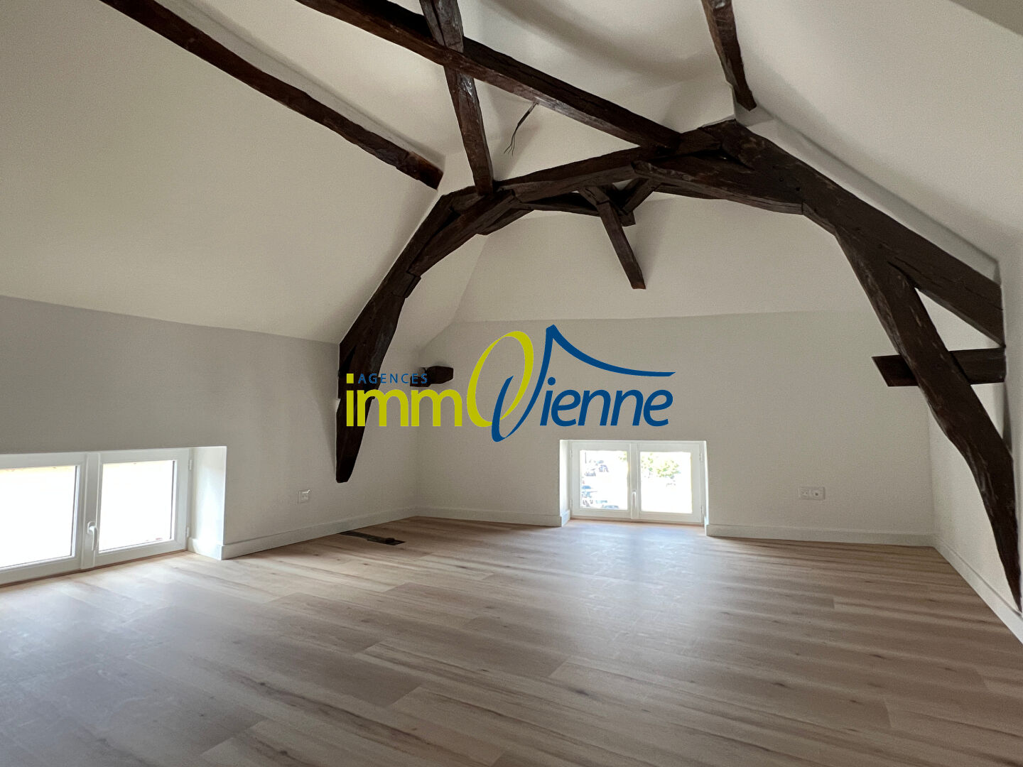 Photo Appartement Lussac Les Chateaux 3 pièce(s) 47.90 m2 image 2/4