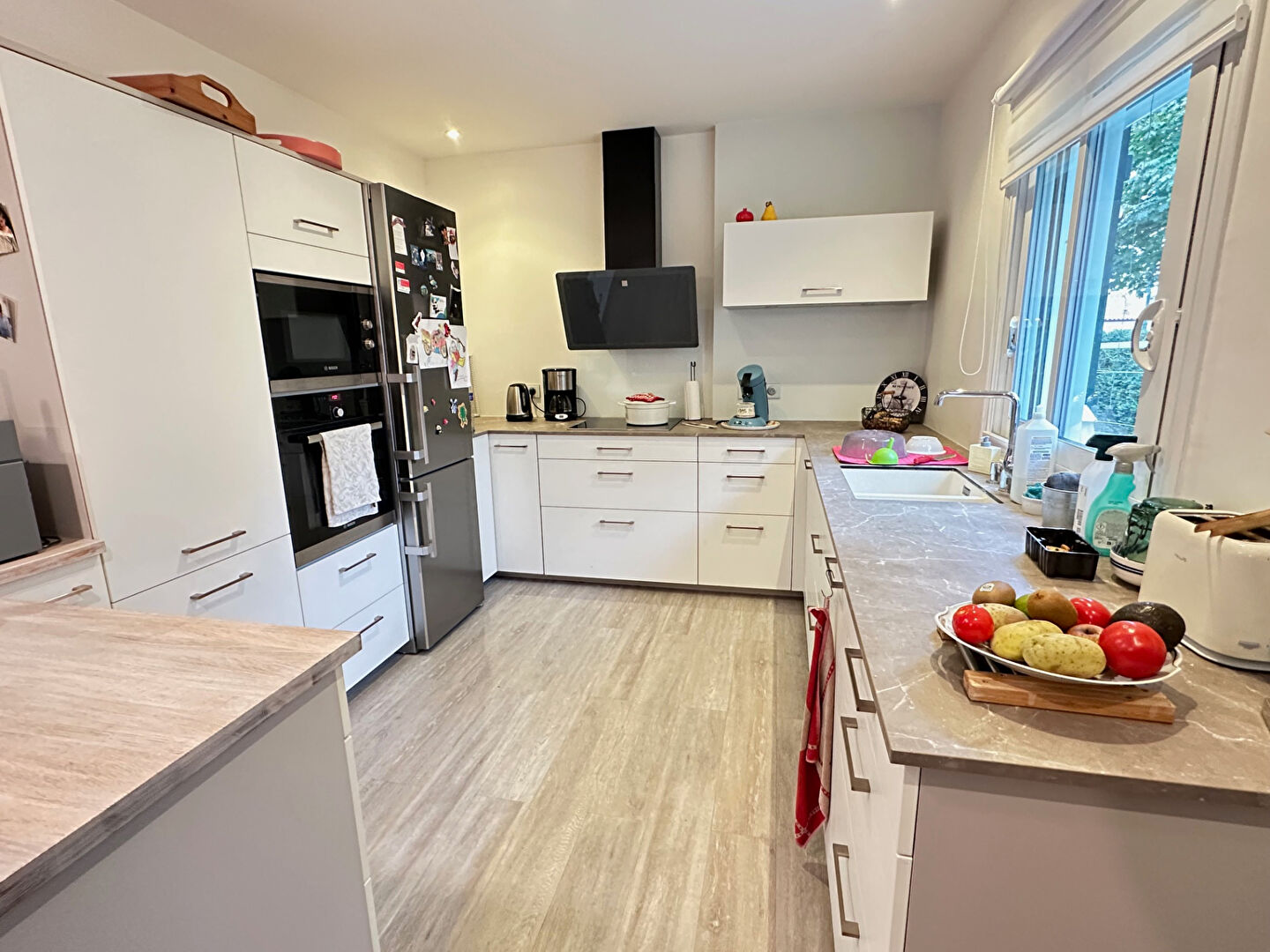 Photo Sevres Anxaumont  centre  bourg image 4/6