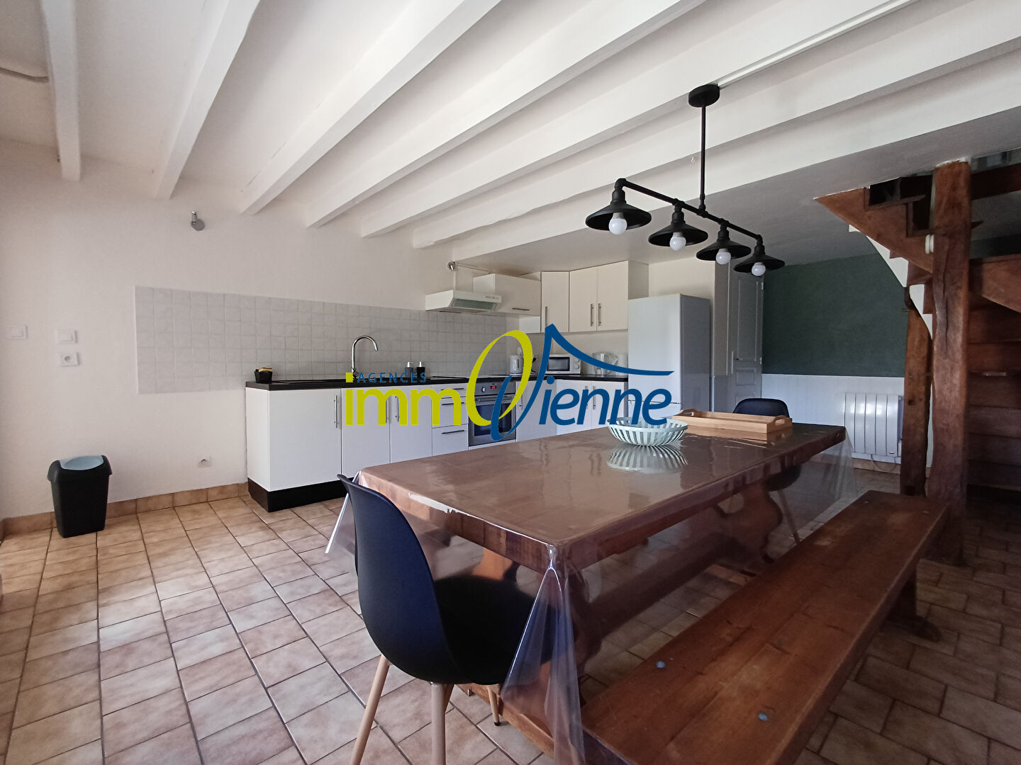 Photo Maison Meublée Lhommaizé 3 pièce(s) 68 m2 image 4/6