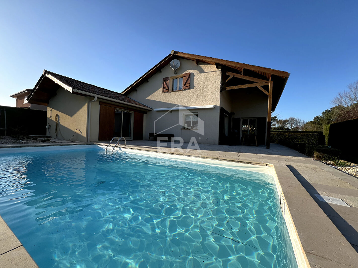 Maison GOLF Gujan Mestras 7 pièce(s) 210 m2