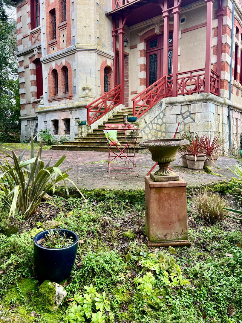 Agence immobilière de ERA Immobilier La Teste de Buch - ERA NADIA CABANES TCHANQUEES ARCACHON