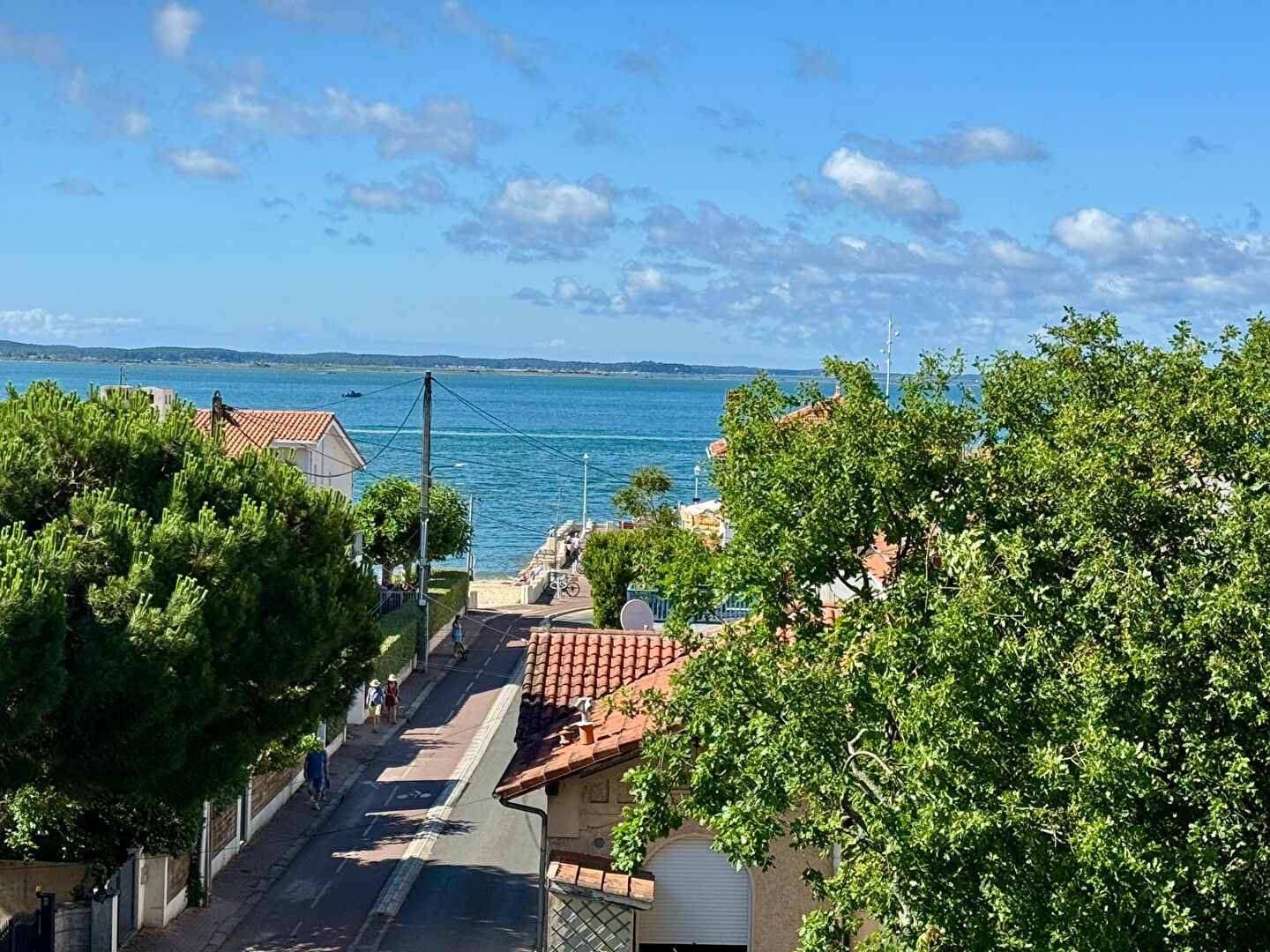 Agence immobilière de ERA Immobilier La Teste de Buch - ERA NADIA CABANES TCHANQUEES ARCACHON