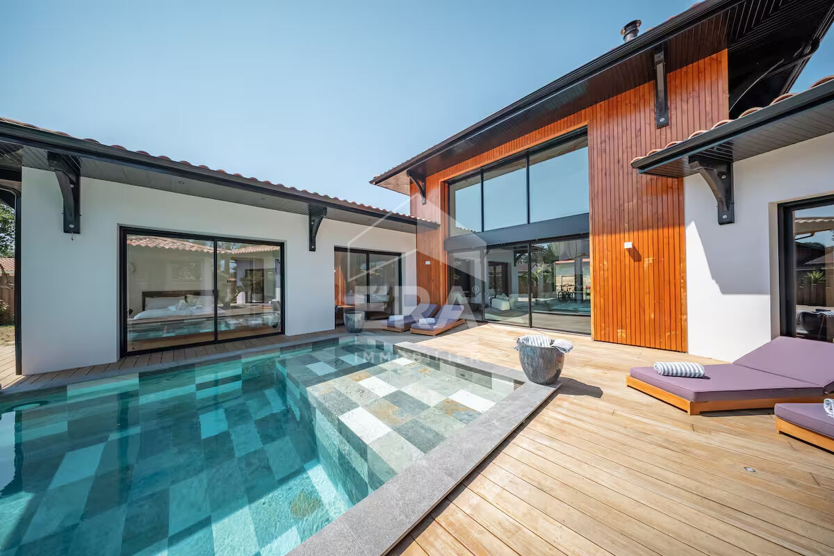 VILLA La Teste De Buch 7 pièce(s) 33260