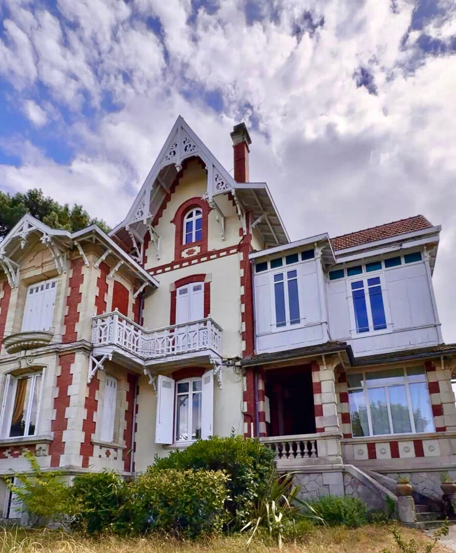 Agence immobilière de ERA Immobilier La Teste de Buch - ERA NADIA CABANES TCHANQUEES ARCACHON
