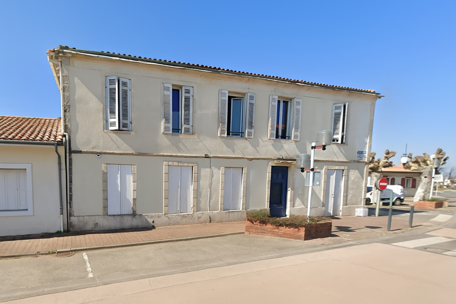 Agence immobilière de ERA Immobilier La Teste de Buch - ERA NADIA CABANES TCHANQUEES GUJAN MESTRAS