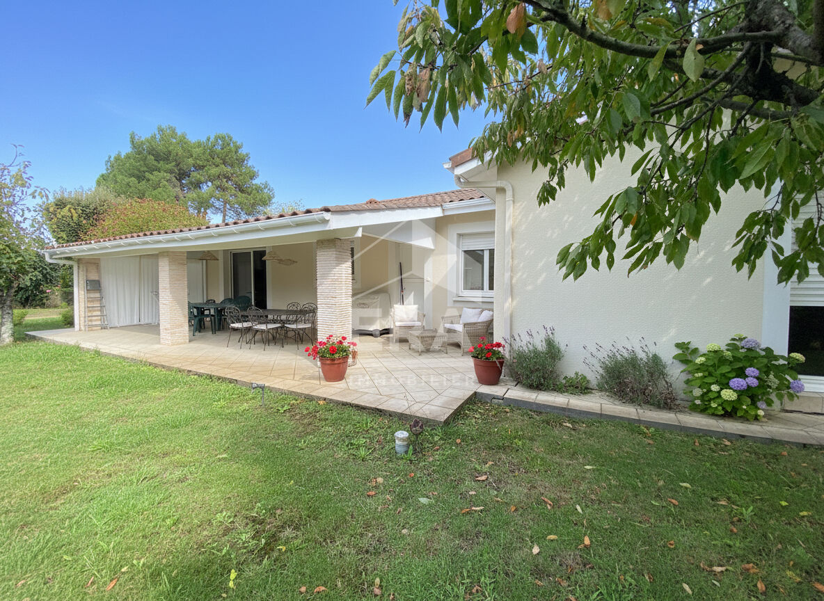 Agence immobilière de ERA Immobilier La Teste de Buch - ERA NADIA CABANES TCHANQUEES GUJAN MESTRAS