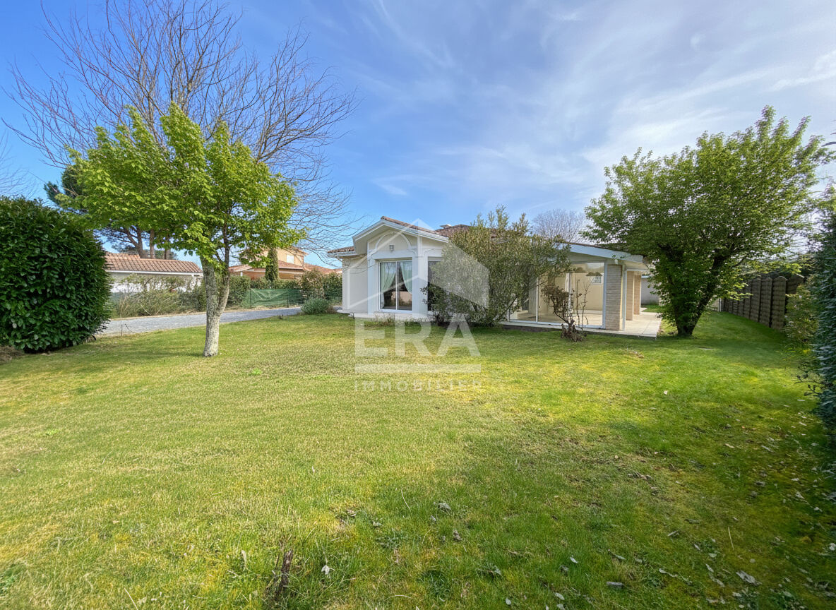 Agence immobilière de ERA Immobilier La Teste de Buch - ERA NADIA CABANES TCHANQUEES GUJAN MESTRAS