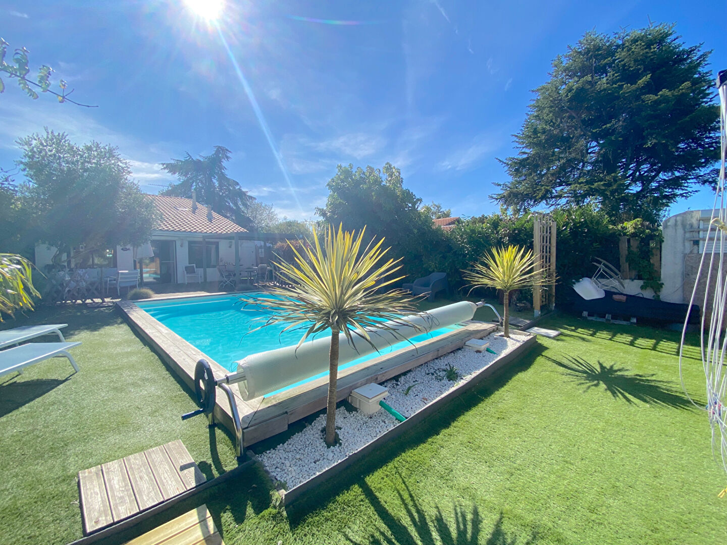 Agence immobilière de ERA Immobilier La Teste de Buch - ERA NADIA CABANES TCHANQUEES GUJAN MESTRAS