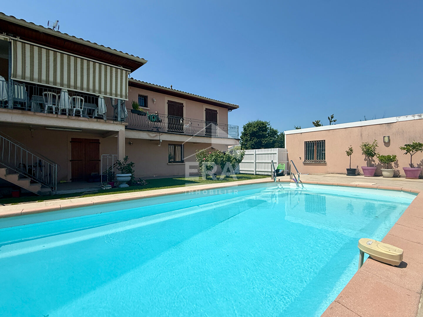 Agence immobilière de ERA Immobilier La Teste de Buch - ERA NADIA CABANES TCHANQUEES GUJAN MESTRAS