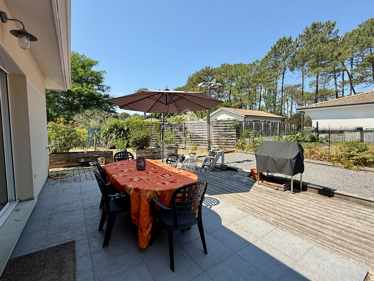 Agence immobilière de ERA Immobilier La Teste de Buch - ERA NADIA CABANES TCHANQUEES ARCACHON