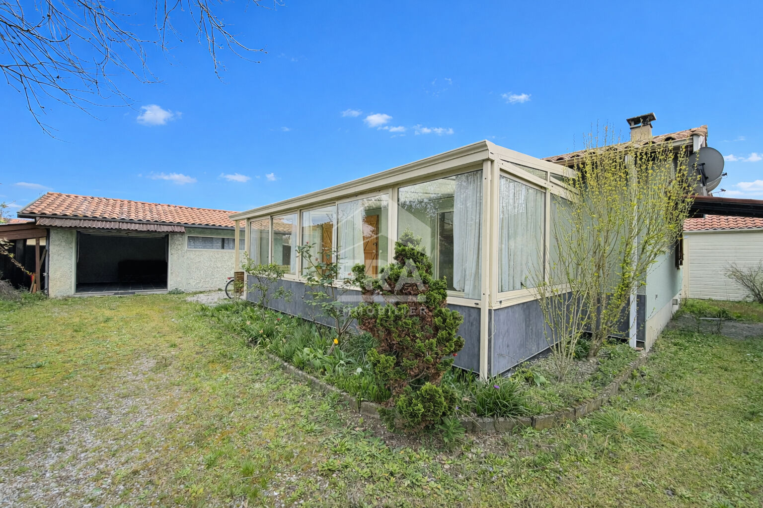 Agence immobilière de ERA Immobilier La Teste de Buch - ERA NADIA CABANES TCHANQUEES GUJAN MESTRAS