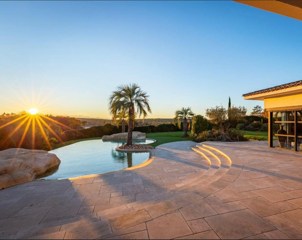 Photo Villa Cabries 6 pièce(s) 290 m2 image 6/6