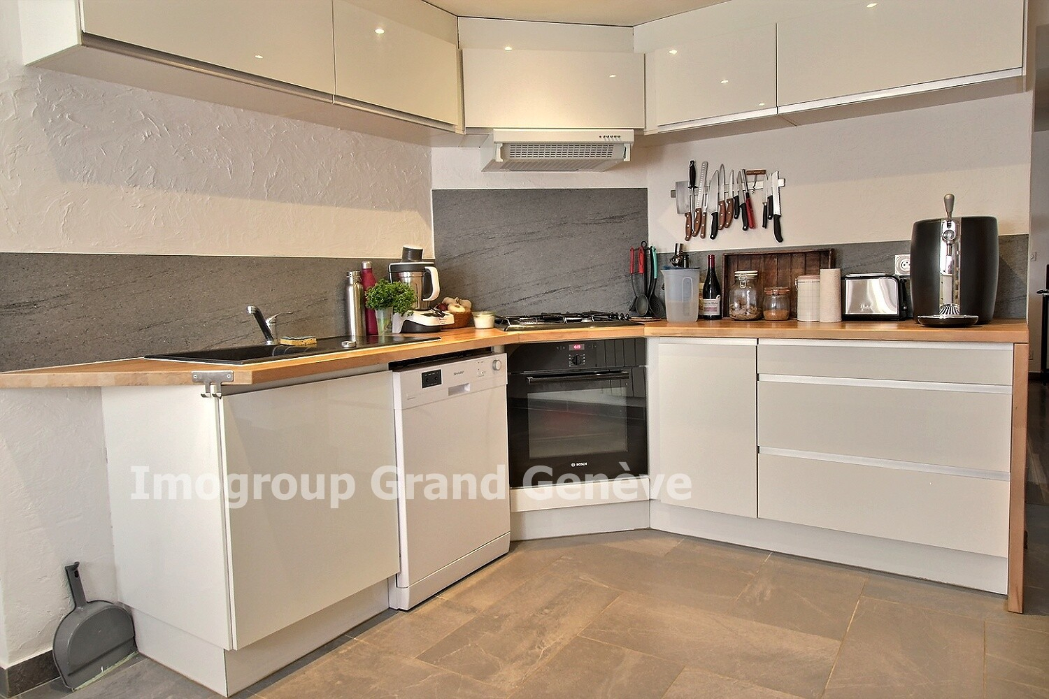 Vente Appartement de 3 pièces 69 m² - BONNEVILLE 74130 | IMOGROUP CHENE BOURG GENEVE - IMOGROUP photo2