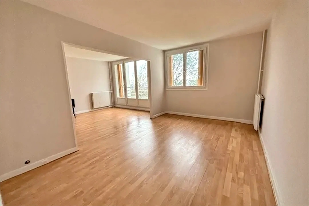 Agence immobilière de MISE EN VENTE - Mise en Vente Champigny sur Marne