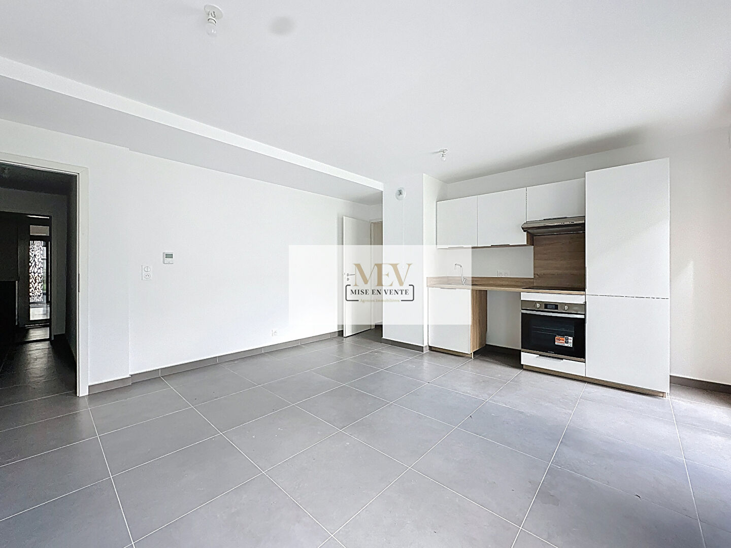 Photo Appartement 4 Pièces de 77m² avec grand jardin, (lot 002) MONTEVRAIN 77 image 2/6