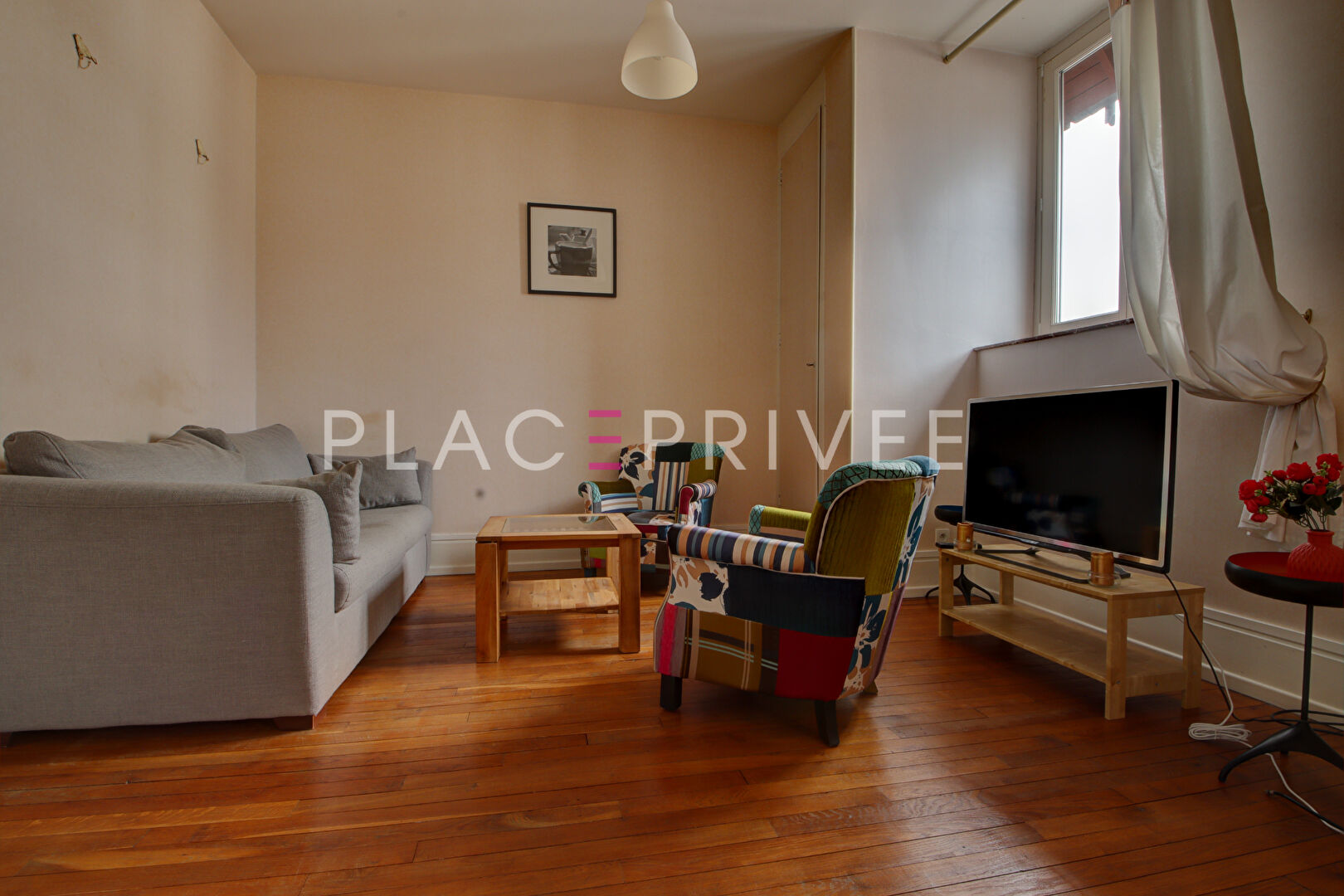 Agence immobilière de PLACE PRIVÉE - Place des Vosges