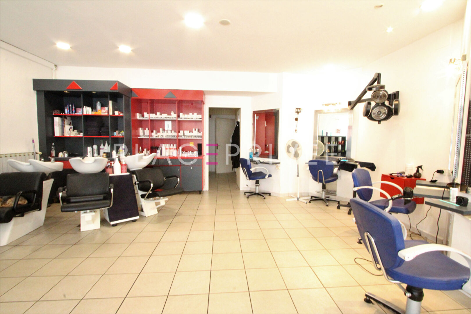 Photo Immeuble avec locaux commerciaux image 5/5