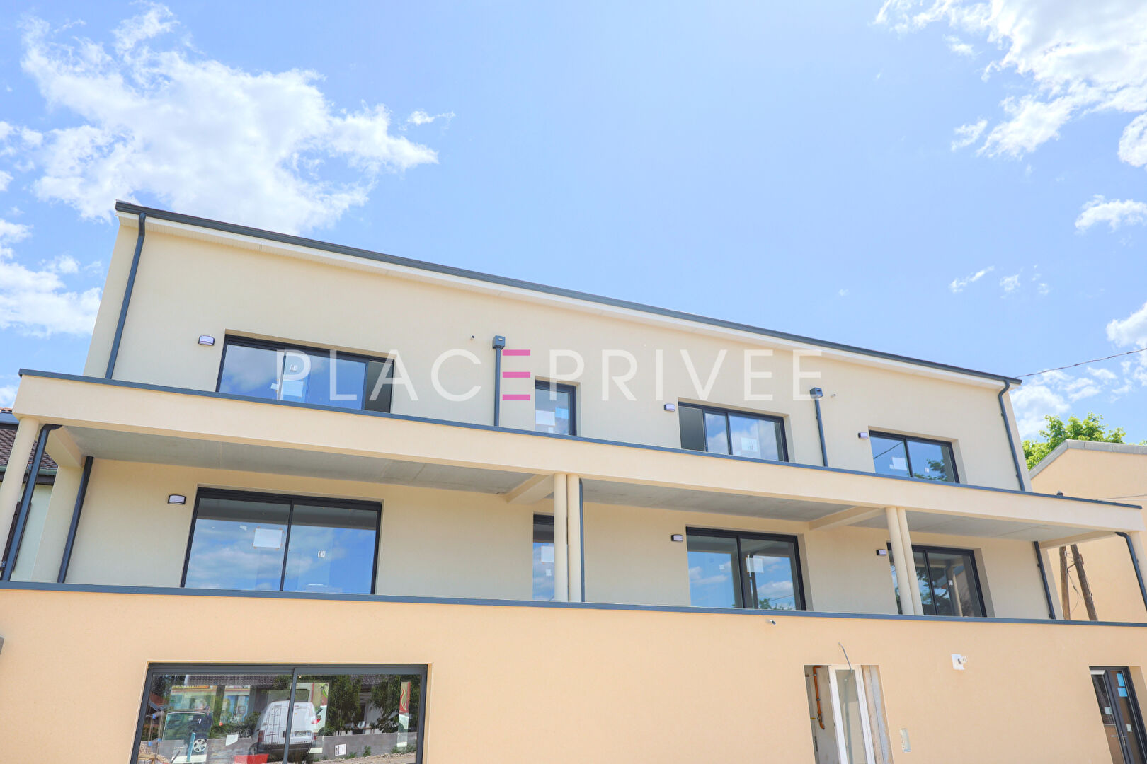 Agence immobilière de PLACE PRIVÉE - Place des Vosges