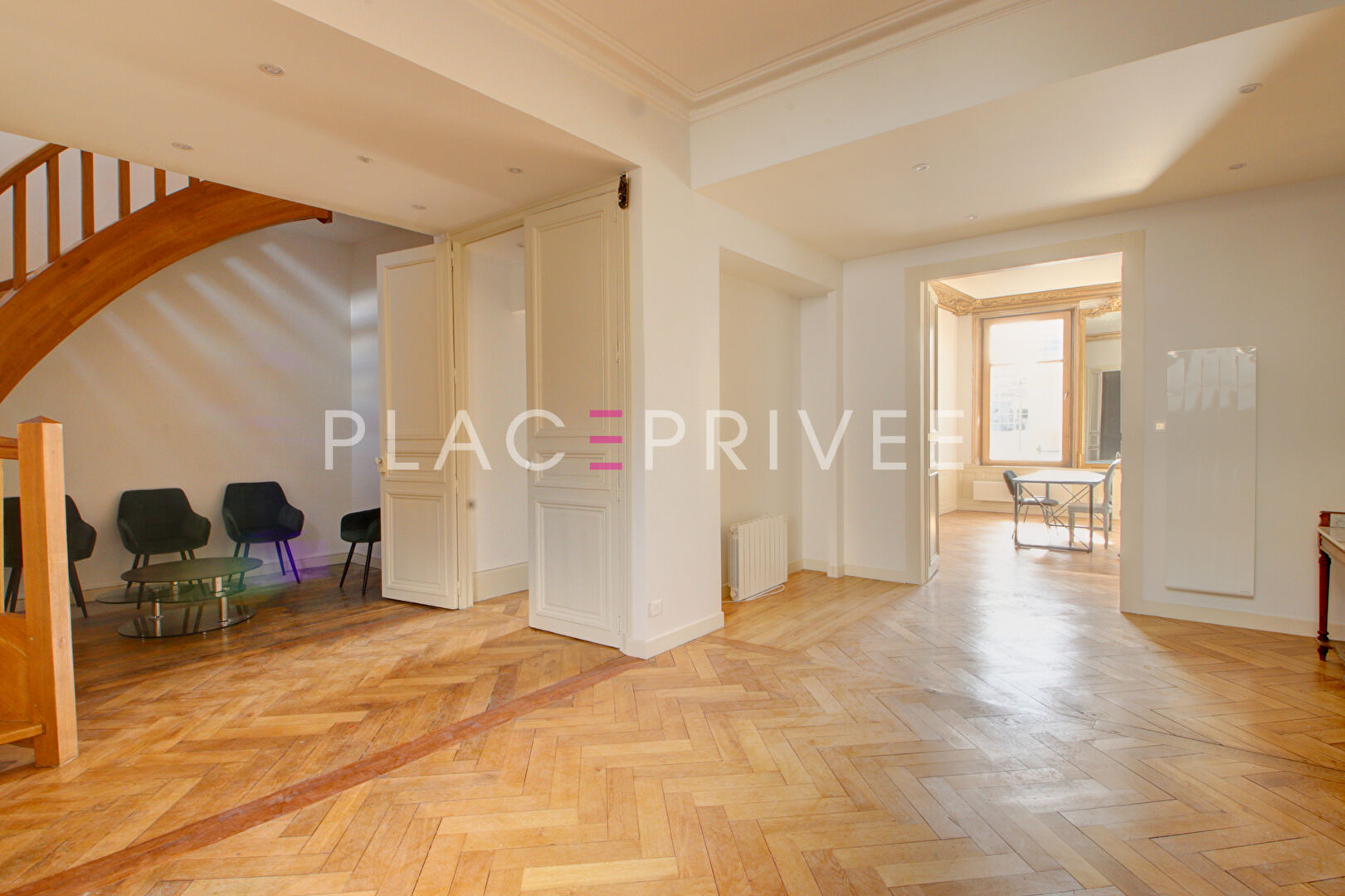 Agence immobilière de PLACE PRIVÉE - Place des Vosges